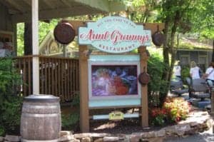 aunt granny's at dollywood