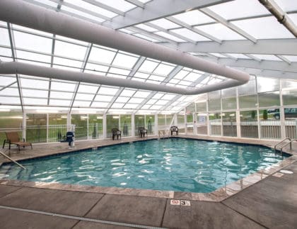 hotel in pigeon forge with indoor pool