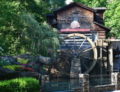 grist mill at dollywood