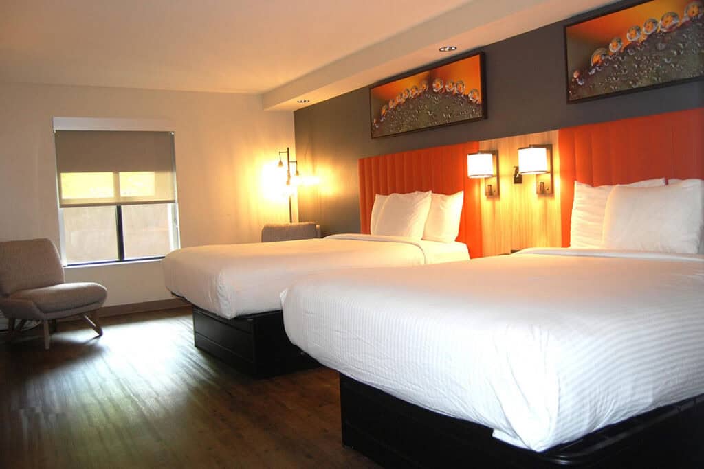 2 Queen Deluxe Room